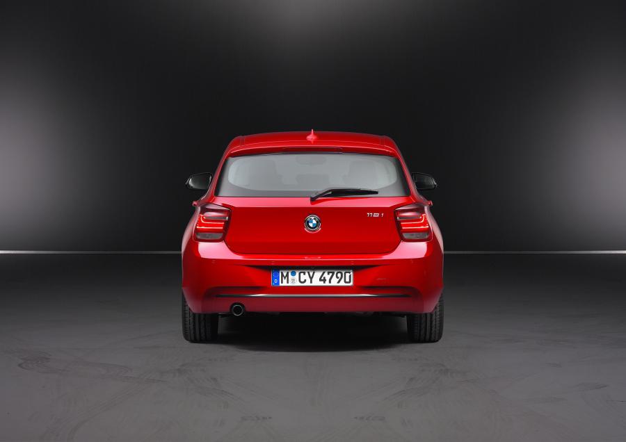  BMW 1-Series 2012 года  (фото 99 из 161)